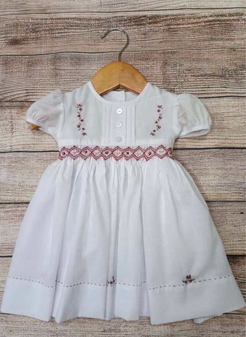 Hand Smocked Dress 5y (Category: Babies & Kids Fashion) located in Quezon City. Submitted by TheOtherOptionPH (Listing ID 1207888079, Image 1). Description: Classy 🫶🏻 SF by buyer Reservation only up to 6pm of day said to be purchased. Thank you! Kindly update on your own. 🫶🏻♥️.