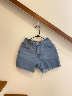 (Category: ) located in . Submitted by neengning (Listing ID 1208004099, Image 1). Description: .