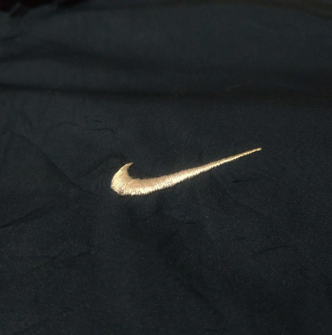 jual jaket nike original