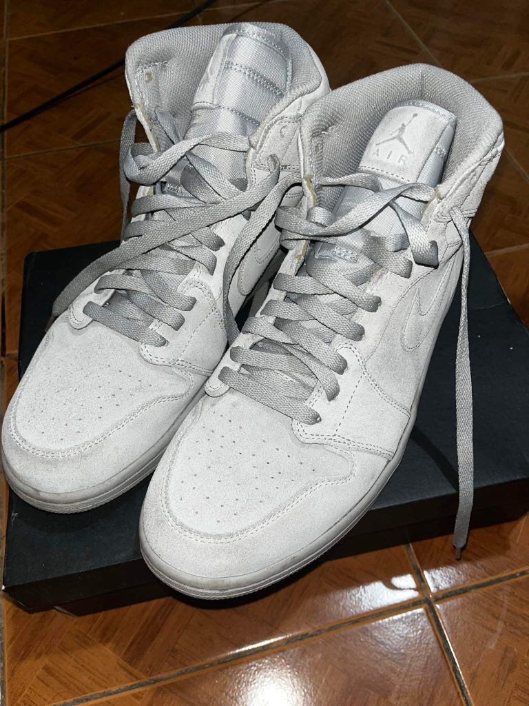 mens wolf grey jordan 1