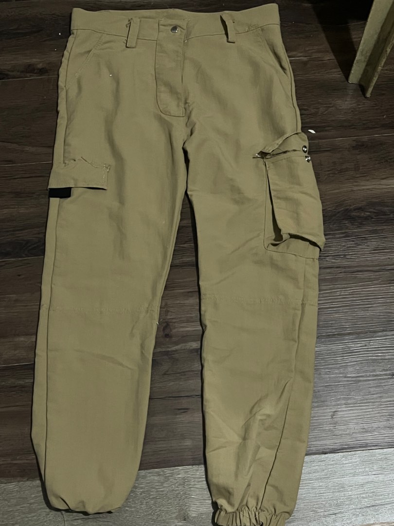 Khaki Cargo Pants, Women's Fashion, Bottoms, Other Bottoms on Carousell — free download