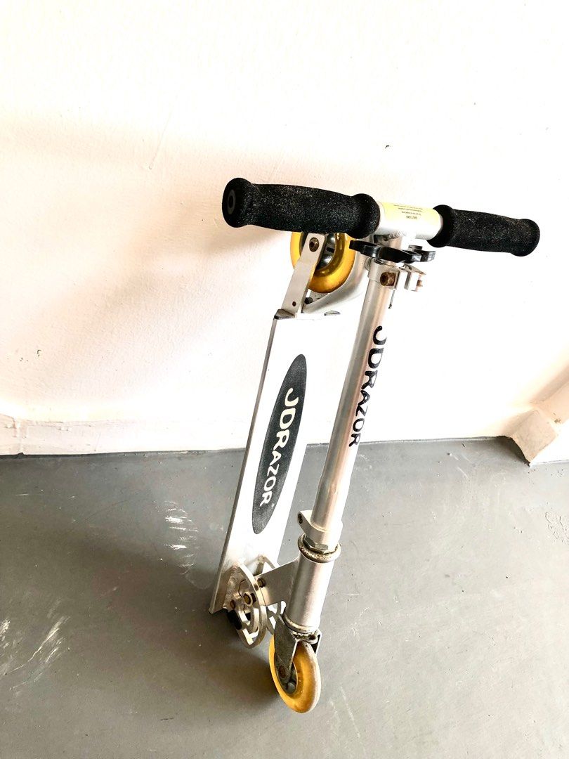 Lightweight Aluminum Scooter, Sports Equipment, Sports & Games, Skates