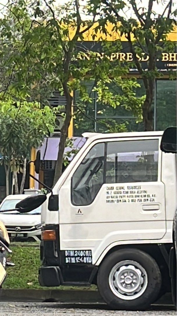 Lori 1 tan Toyota, Cars, Cars for Sale on Carousell