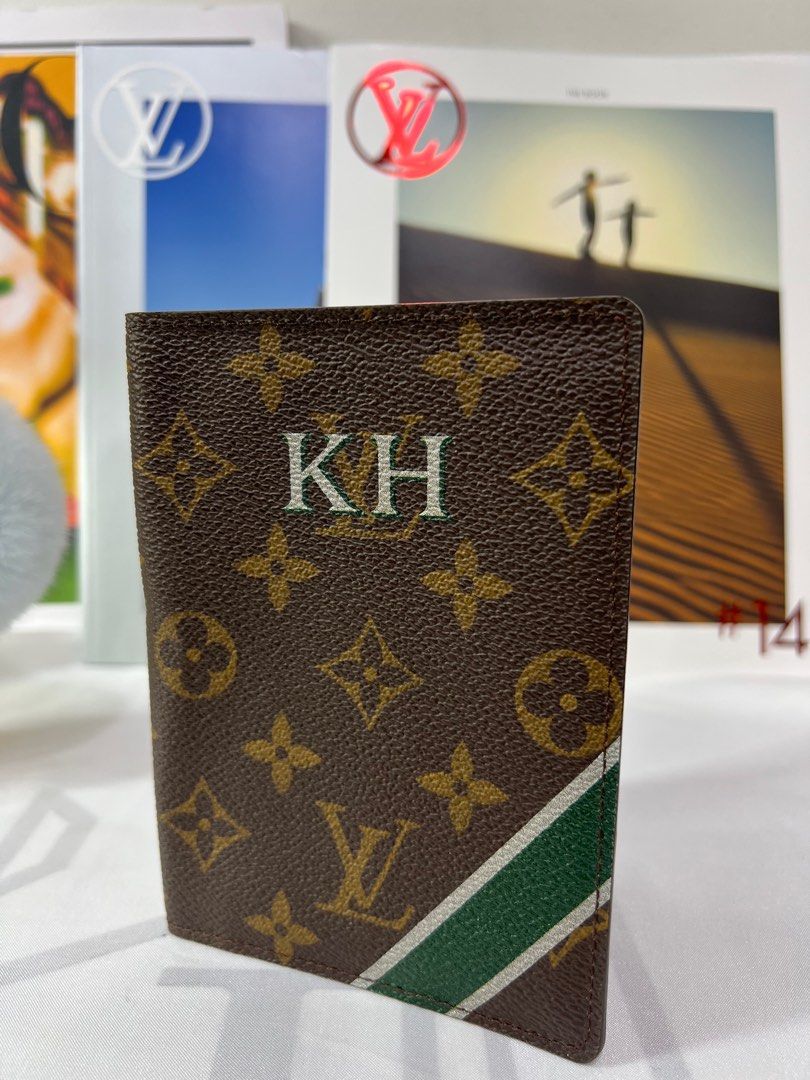 louis vuitton personalised passport cover