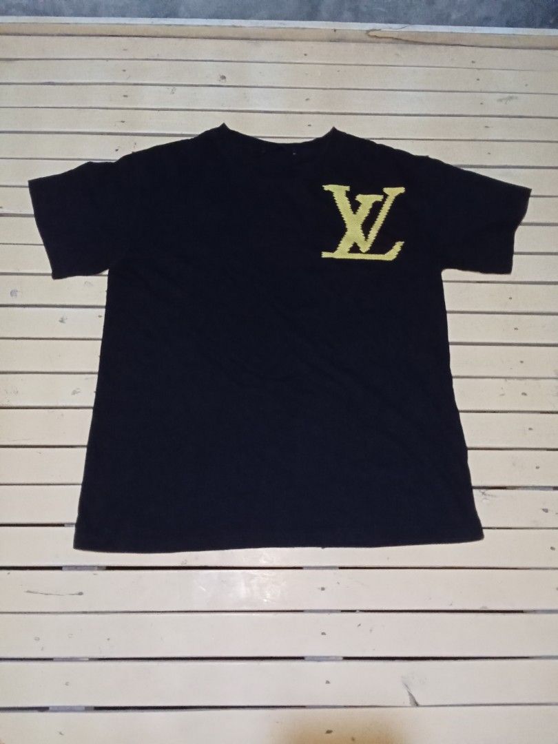 Louis vuitton big logo airplane large 20.5x27.5, Luxury, Apparel on  Carousell