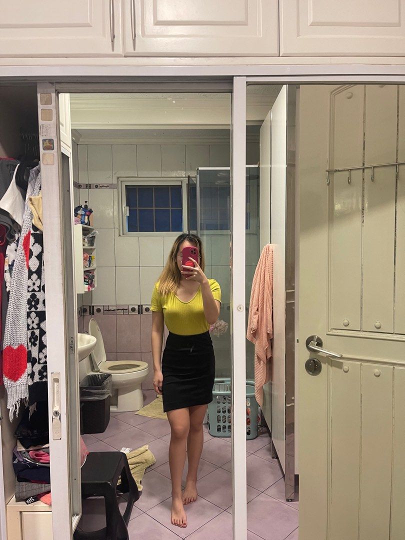 Mango Apple Green Ribbed Top, Women's Fashion, Tops, Shirts on Carousell