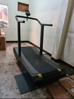 Manual Curved Treadmill ( Skillmill )