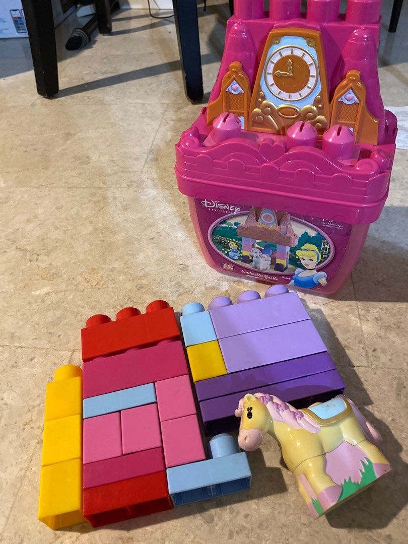 Mega bloks cinderella castle best sale