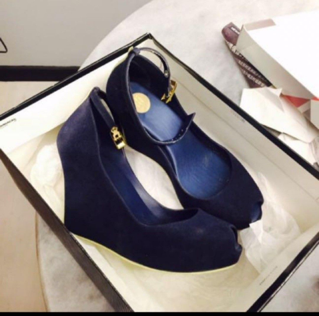 Blue velvet wedges store
