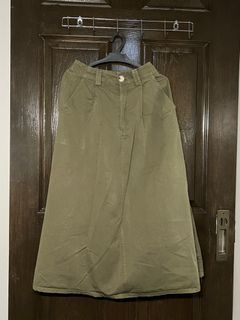 Midi skirt