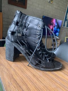 Mollini jayman black leather lace up heels