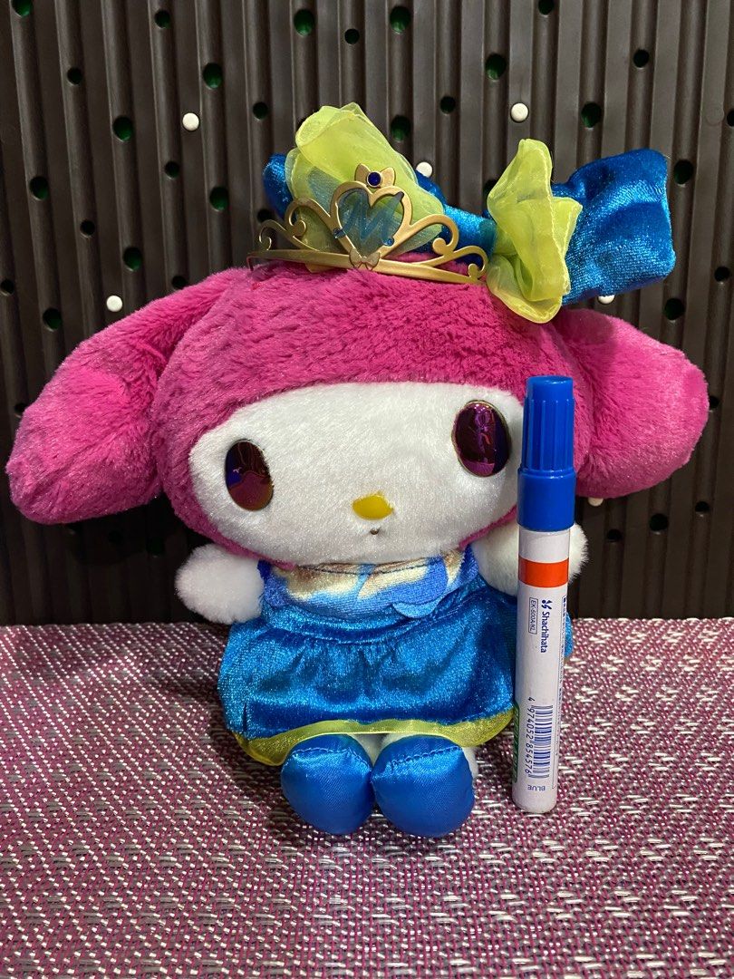 My melody Plush, Hobbies & Toys, Toys & Games on Carousell