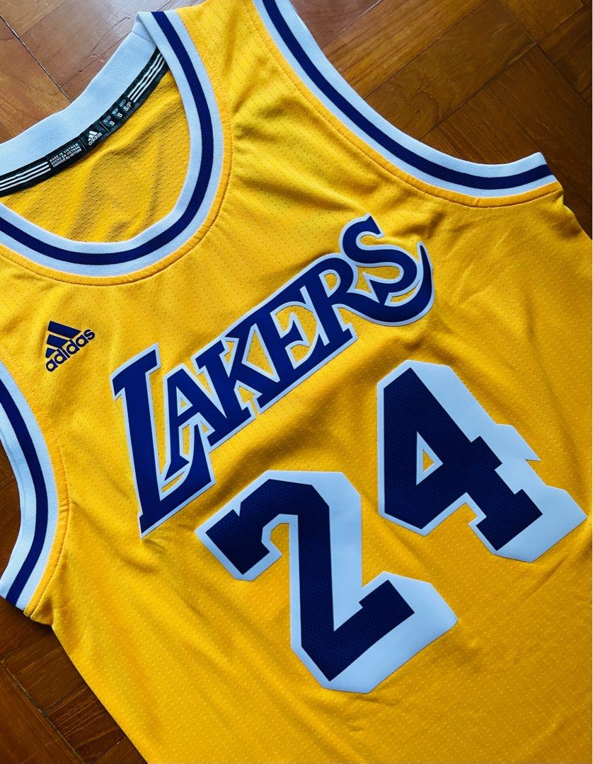 M&n kobe sales
