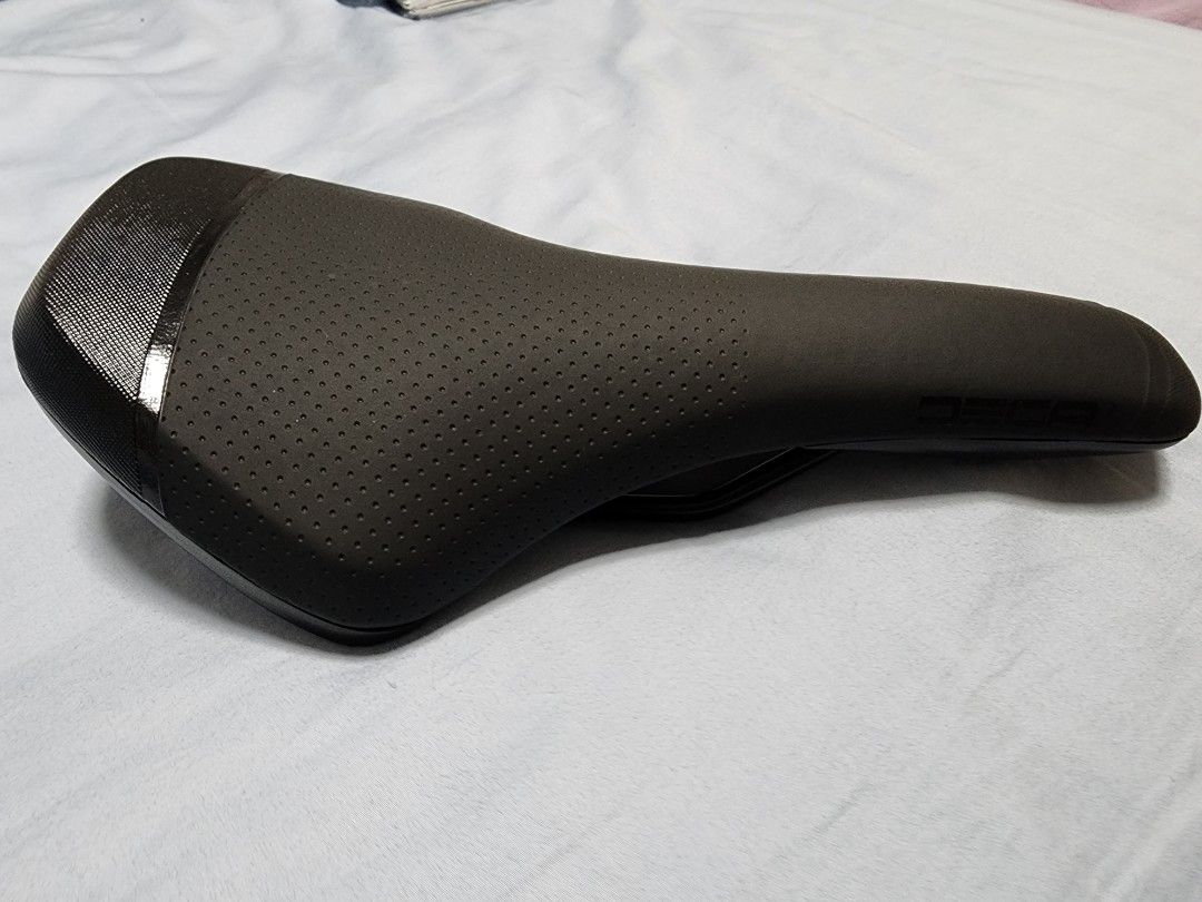 New Saddle from Java Aria (Category: Parts & Accessories) located in Singapore. Submitted by sklstuff (Listing ID 1208016437, Image 1). Description: Saddle removed from Java Aria bike. RFS I change to selle saddle instead Thank you for looking at my listing.