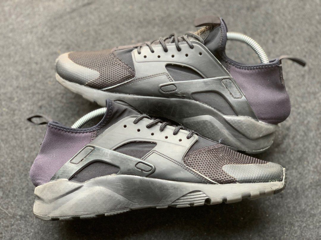 Nike air huarache run ultra all frilly black