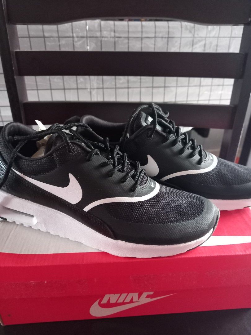 Air max thea deals womens 7.5