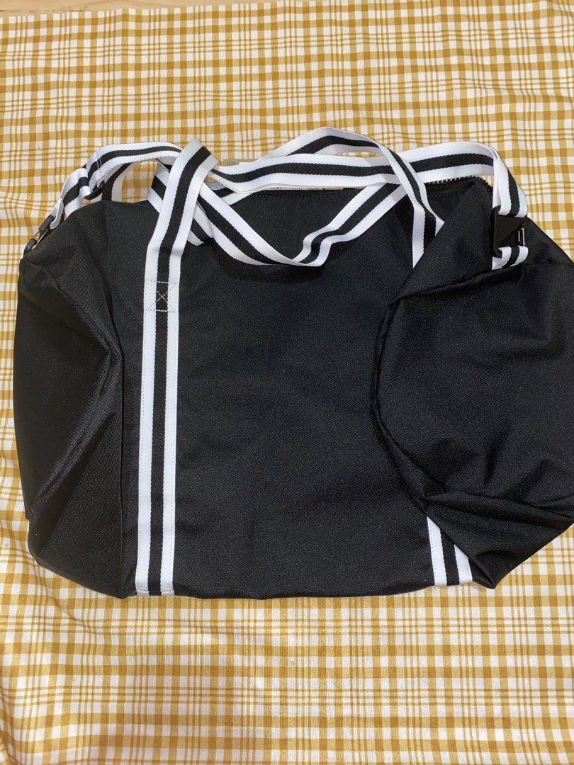kohls nike duffel bag
