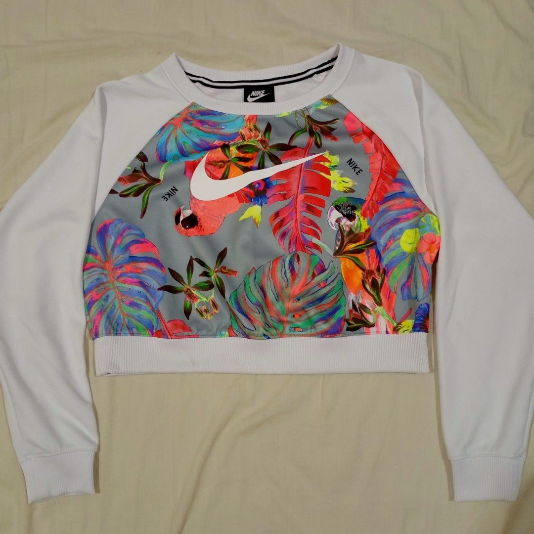 Hyper hot sale floral nike