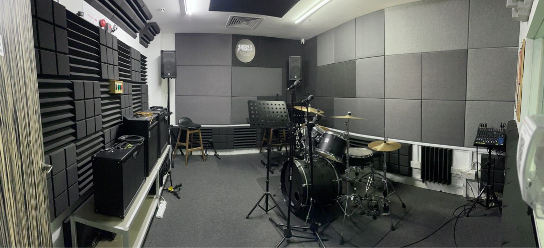 (Category: ) located in . Submitted by musicbriostudio (Listing ID 1207867142, Image 1). Description: .