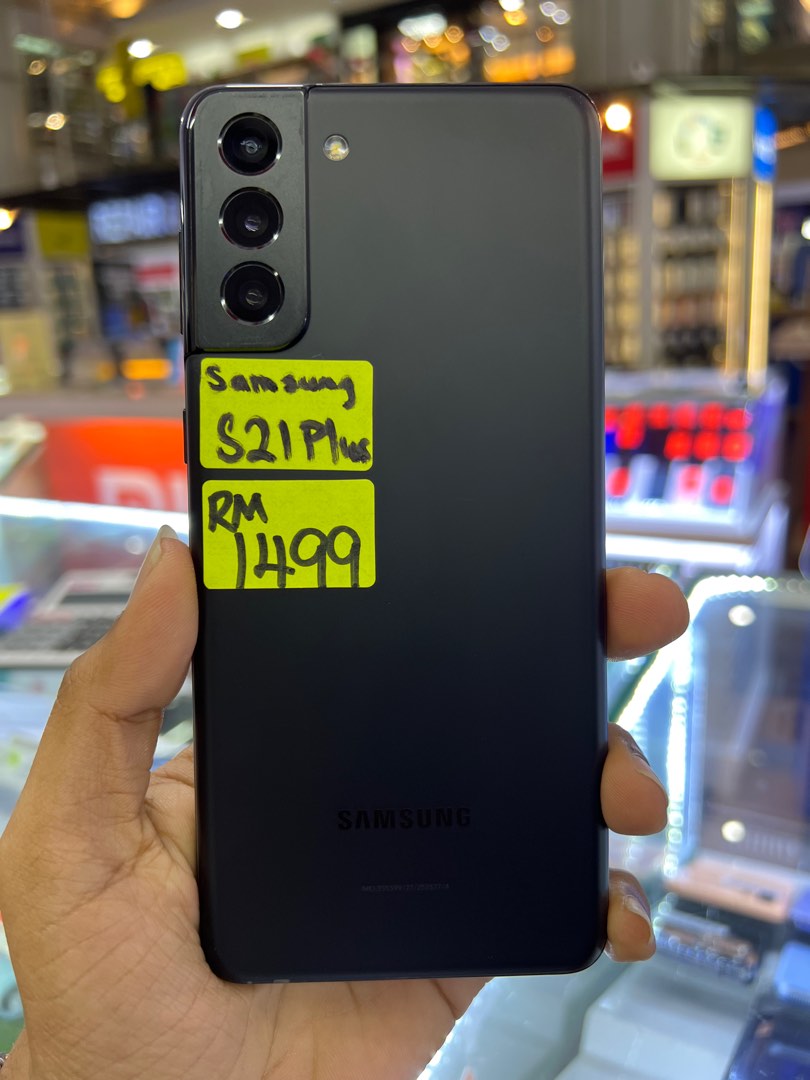 Samsung S21 Plus (black dot not effect screen and not effect touch