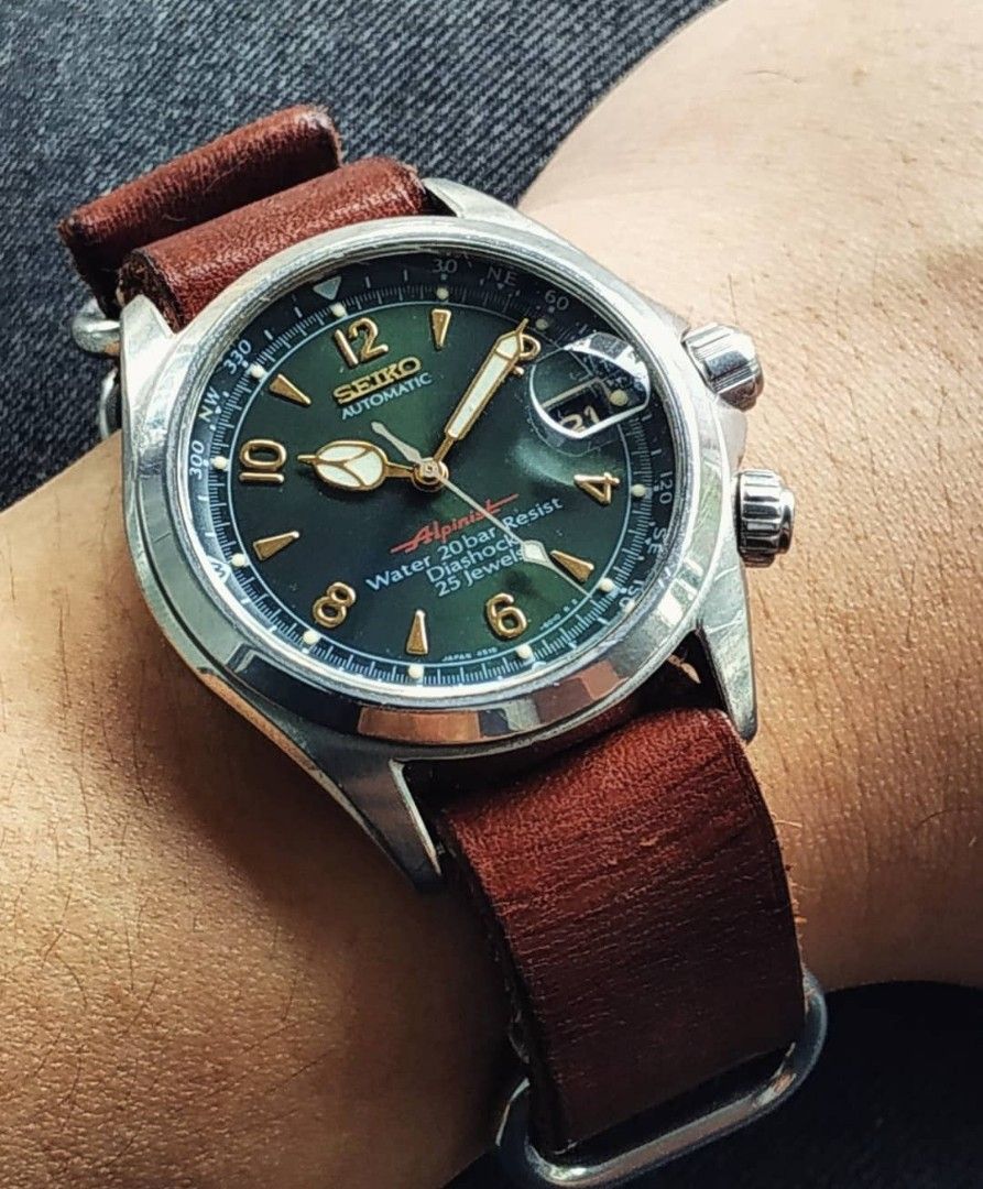 Seiko RED Alpinist SCVF009, Luxury, Watches on Carousell