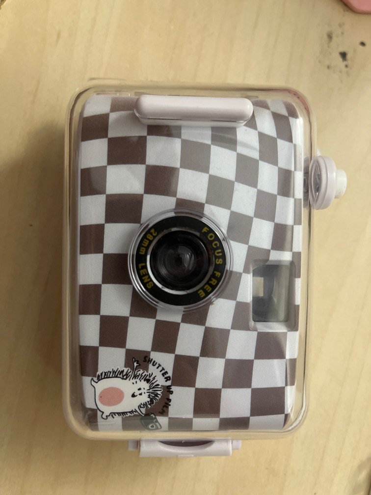 Shutter Up film camera NEW with waterproof case, Photography, Cameras on Carousell