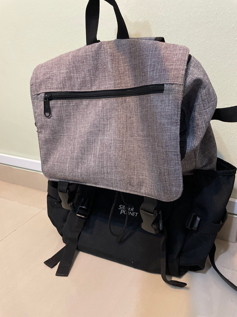 Silver planet backpack Men s Fashion Bags Backpacks on Carousell