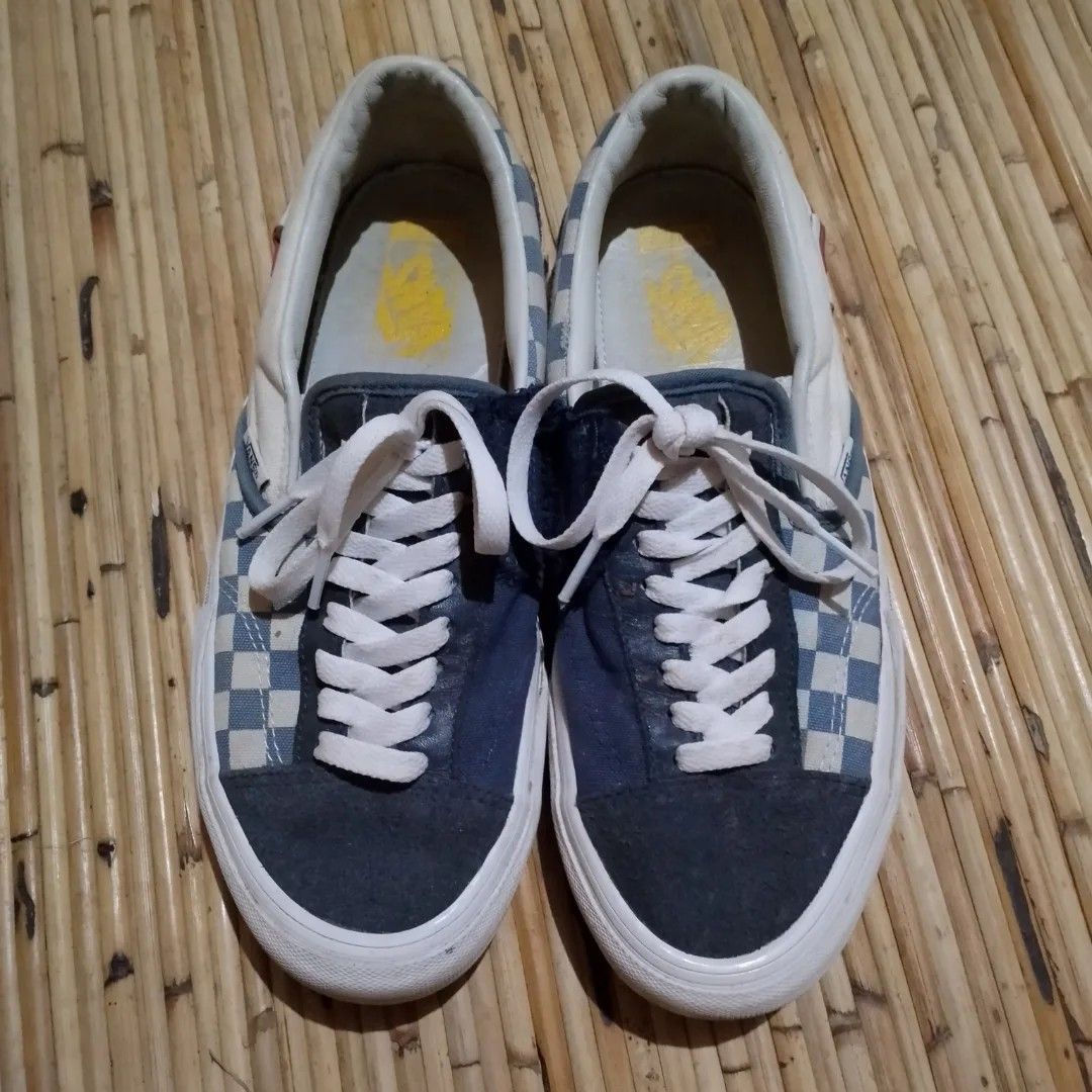 Vans slip on best sale cap lx dress blue