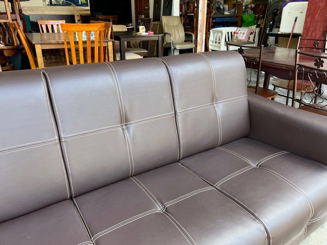 Lebar sofa online 3 seater