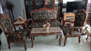Sofa set