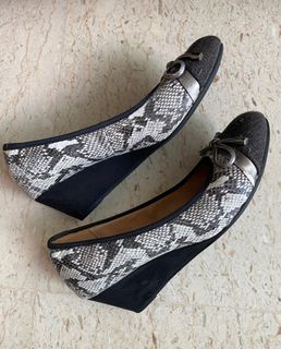 Cheap white wedges outlet