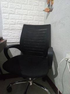 Swivel chair