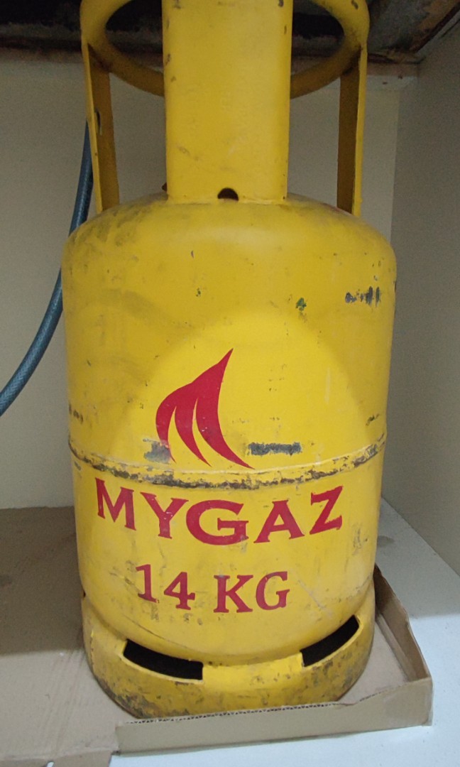 Tong Gas 14 KG, Furniture & Home Living, Kitchenware & Tableware, Other ...