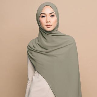 (Category: ) located in . Submitted by nurlainaa (Listing ID 1208008668, Image 1). Description: .