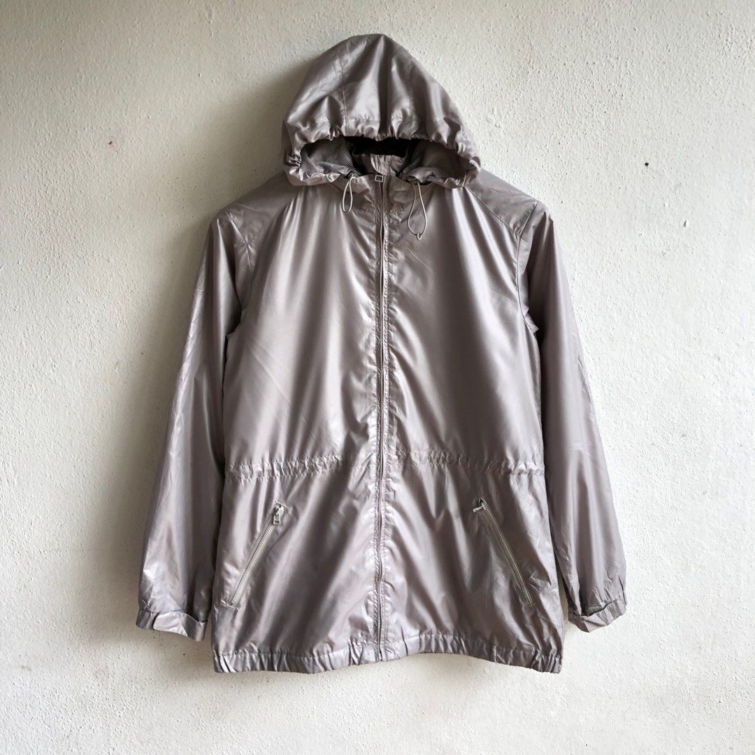 UNIQLO raincoat