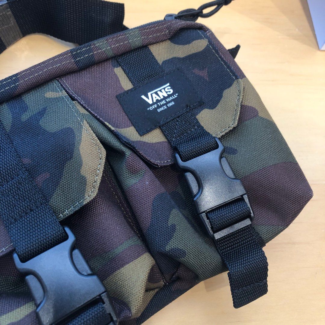Vans sling shop bag camo