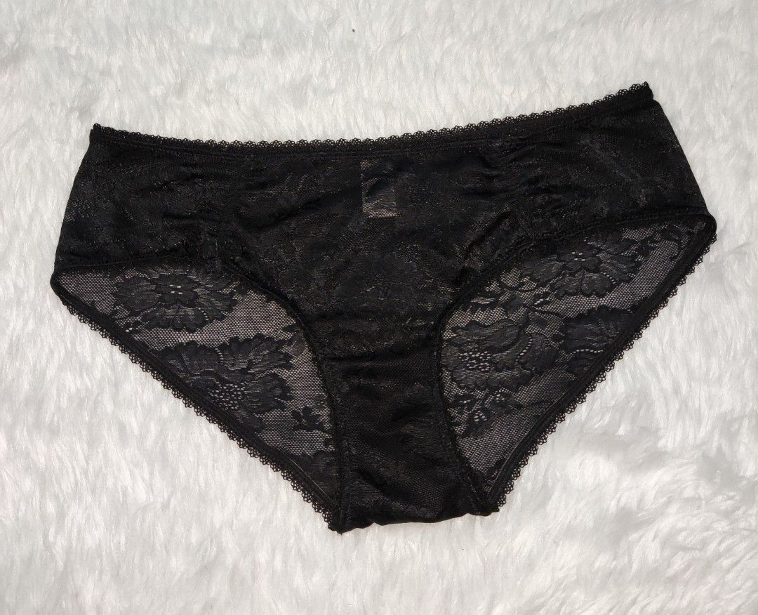 Victoria's secret underwear small, Women's Fashion, Activewear on Carousell