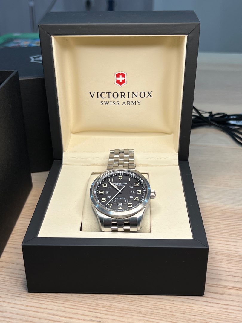 Victorinox Airbos Automatic 241508 Men s Fashion Watches