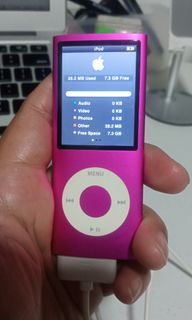 Vintage, collectible iPod Nano 2nd Gen (8gb)
