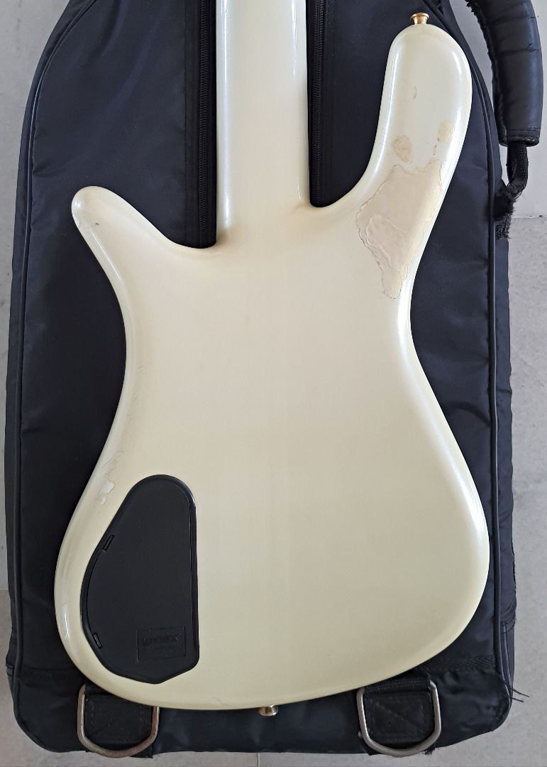 Warwick Streamer Stage 2 Pearl White Bass Guitar, Hobbies & Toys, Music