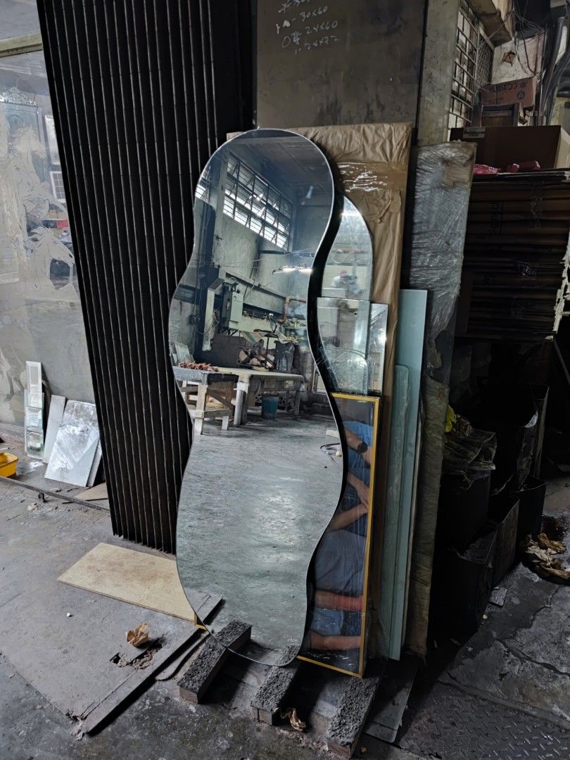 Wavy Mirror (Category: Mirrors) located in Malabon City. Submitted by mirrors.ph (Listing ID 1207883625, Image 3). Description: Wavy mirror using 6mm thick copper free mirror polished edges Size: 2ft x 5.5ft P1920 Customize sizes and shapes are welcome..