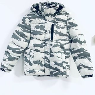 (Category: ) located in . Submitted by wintercoats (Listing ID 1207990316, Image 1). Description: .
