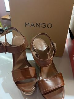 mango wedge sandals