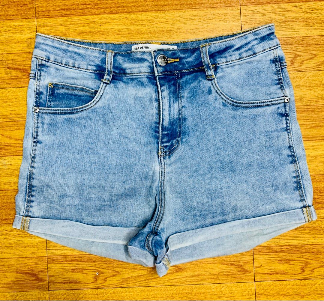 Zara denim shorts, Women's Fashion, Bottoms, Shorts on Carousell