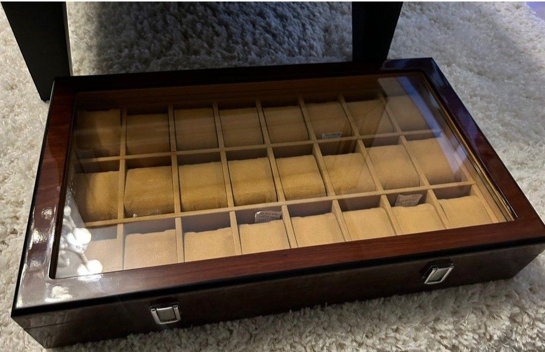 Watch box 24 clearance slots