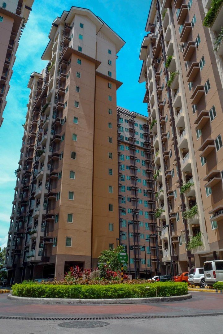 250K LIPAT AGAD! 2BR RFO Condo in Pasig Rent to Own The Rochester San