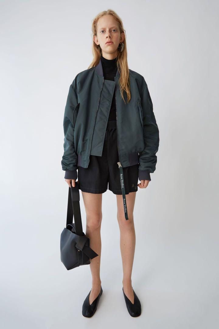 Price nego Acne Studios Clea Bomber Puffer Jacket Women s Fashion Coats Jackets and Outerwear on Carousell
