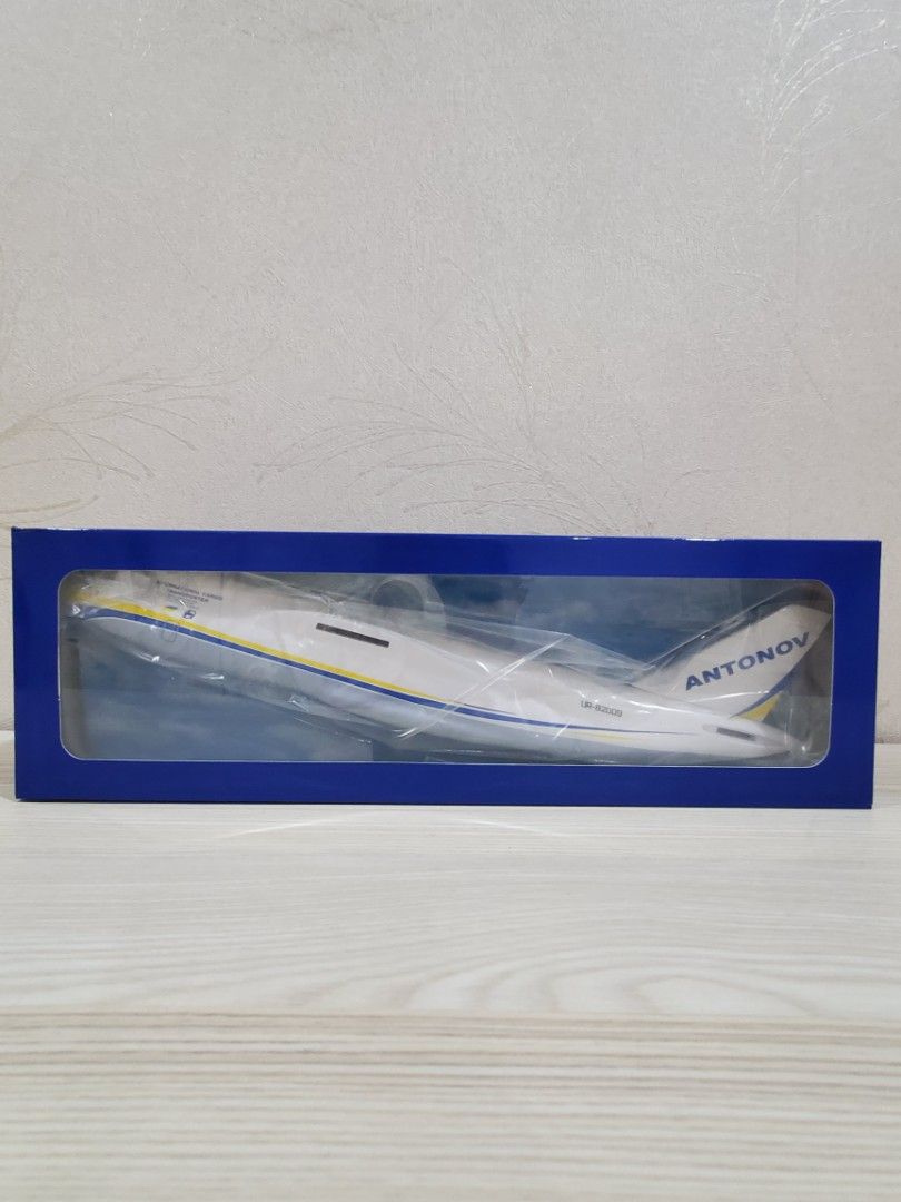 85 ANTONOV AN-124 1/400 Gemini Jets Antonov An-124 1:200 1
