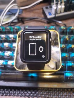 APPLE Watch Series 3 38mm Space Gray (smooth; BH: 94%; with lots of bands and cases)