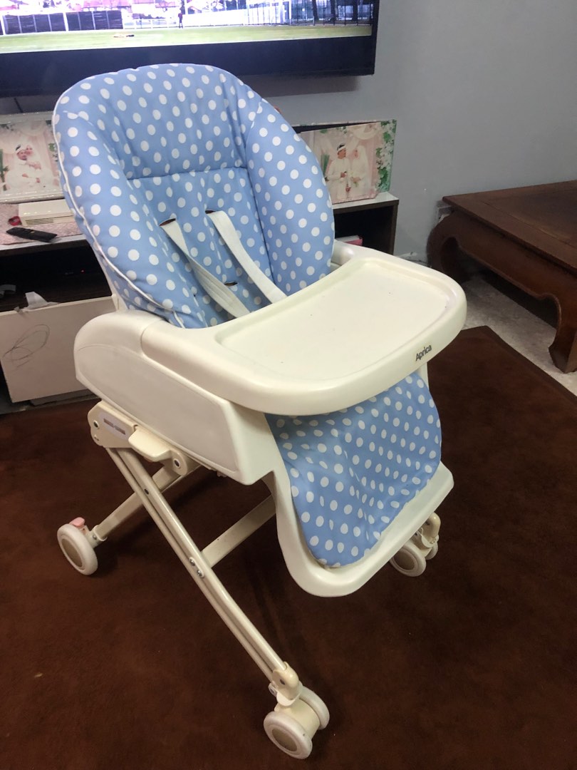 Aprica top high chair
